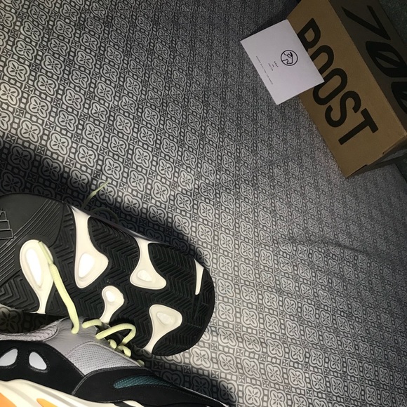 adidas Yeezy Boost 700 Wave Runner (Infants) - FU8961 - US Yeezy Boost 700 ‘Wave Runner’ size 9 M.